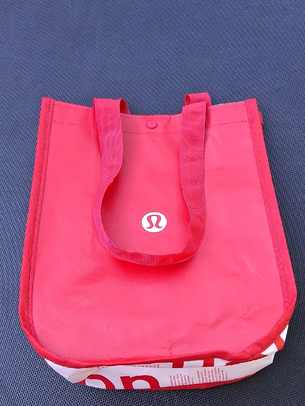 lululemon athletica Bright Red Compact Tote Reusable‎ Bag